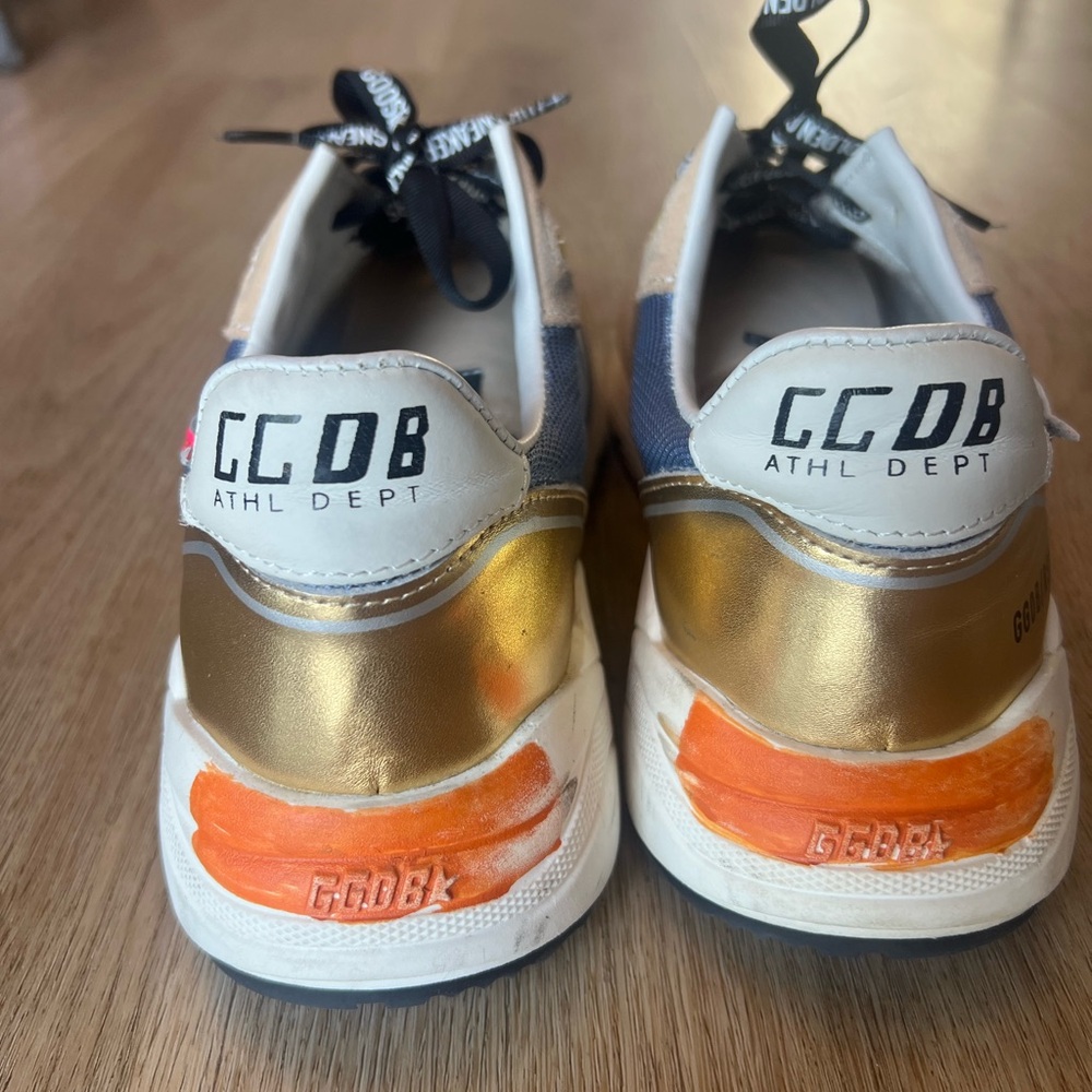 Golden Goose Beige Blue Pink Star Sneakers - Picture 4 of 16